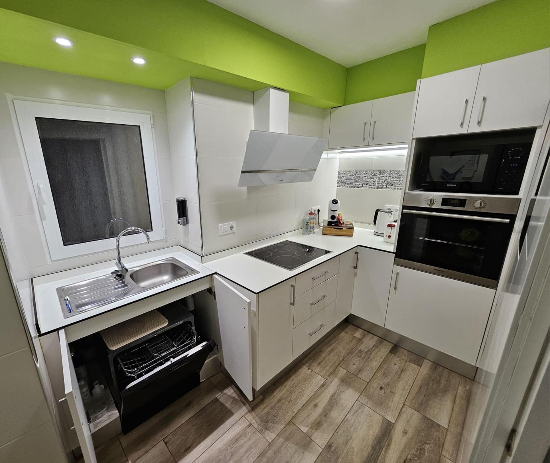 Apartamento Nuria Figueres  Exterior photo